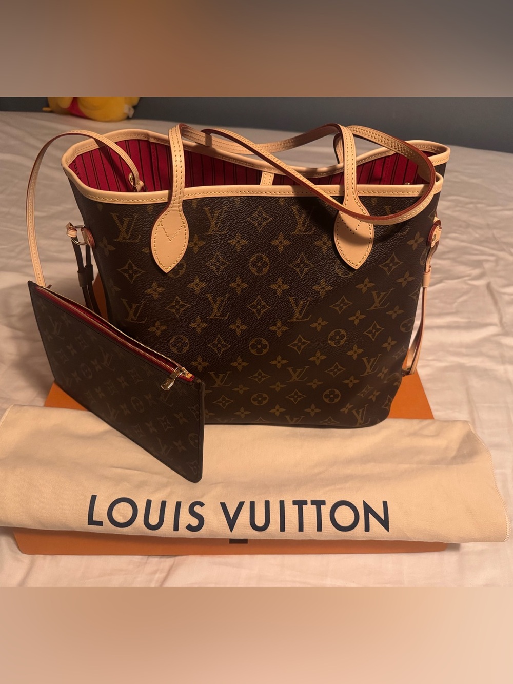 Brand New Louis Vuitton Neverfull MM Monogram with Pouch